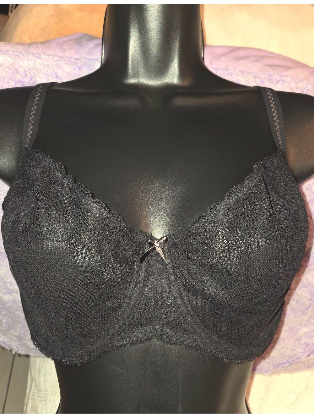 Chantelle black underwired lace bra 32DDDD